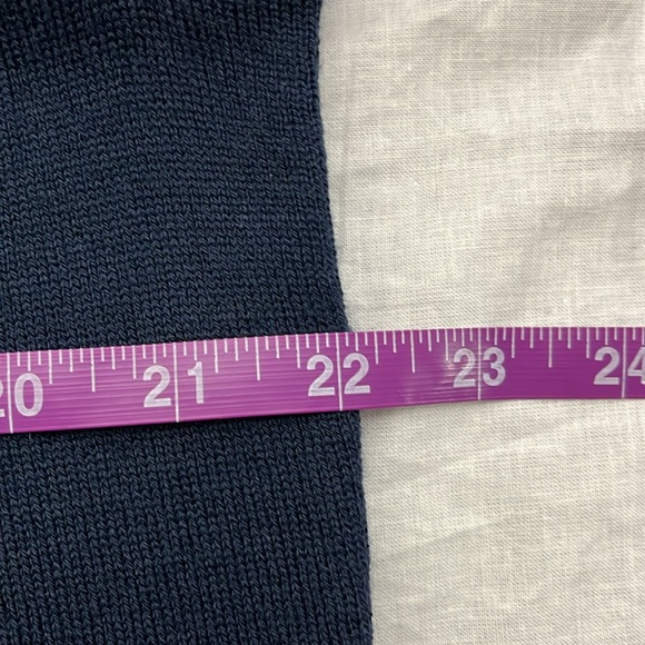 NEW J Crew V neck sweater!!! - Picture 2 of 4